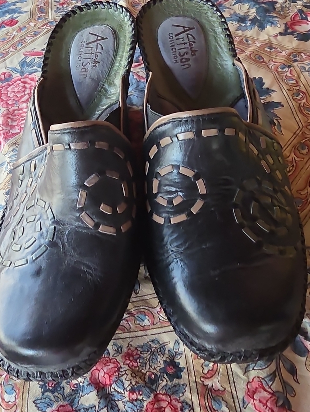 Clarks Artisan Black Leather Slip-On Mules with Tan Inlay